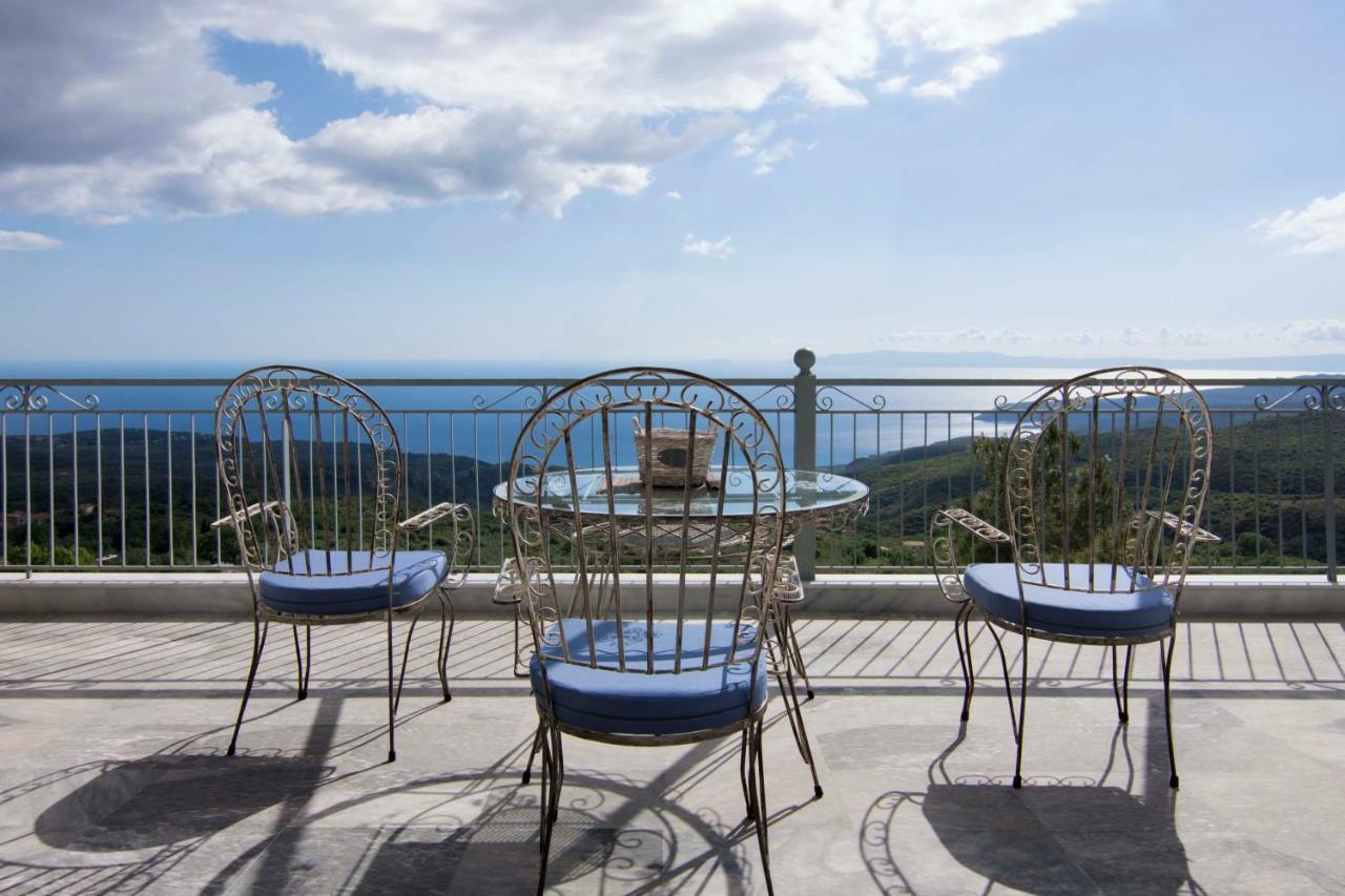 The Balcony Of Mani Vila Tseria Exterior foto